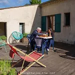 Du Point Sublime Hotel