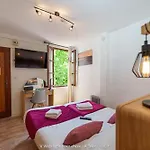 Du Point Sublime Ξενοδοχείο 2*