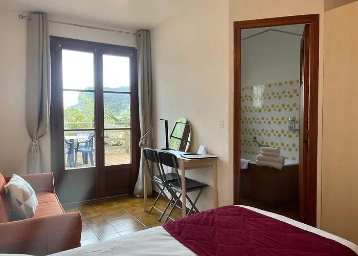 Du Point Sublime Hotel 2*